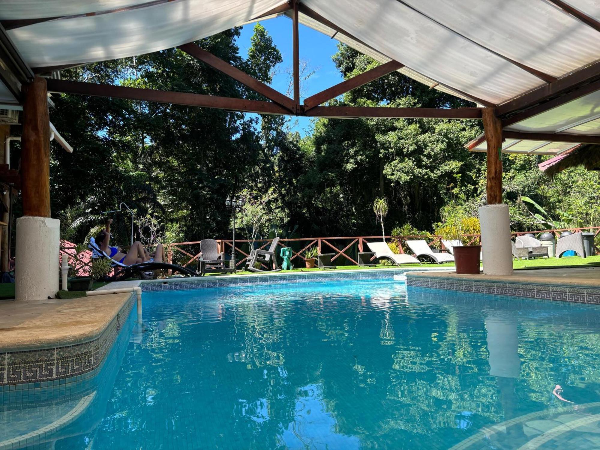 Hotel Bugabutik Puerto Viejo de Talamanca エクステリア 写真