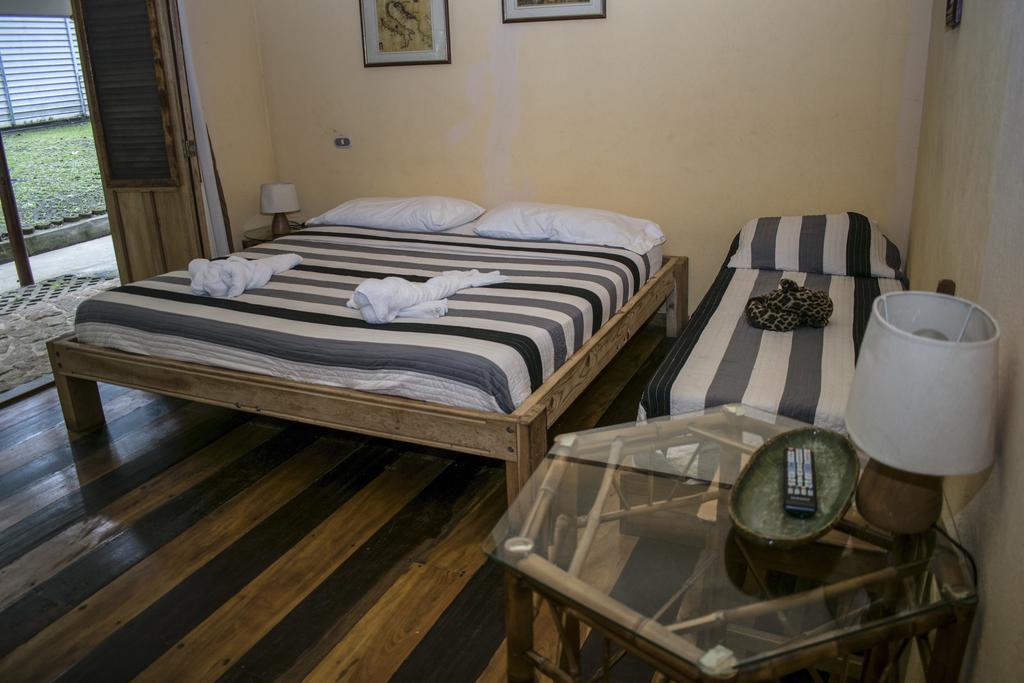 Hotel Bugabutik Puerto Viejo de Talamanca エクステリア 写真