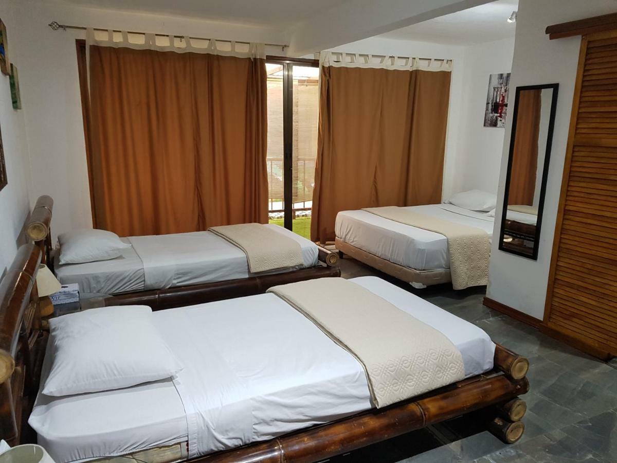 Hotel Bugabutik Puerto Viejo de Talamanca エクステリア 写真