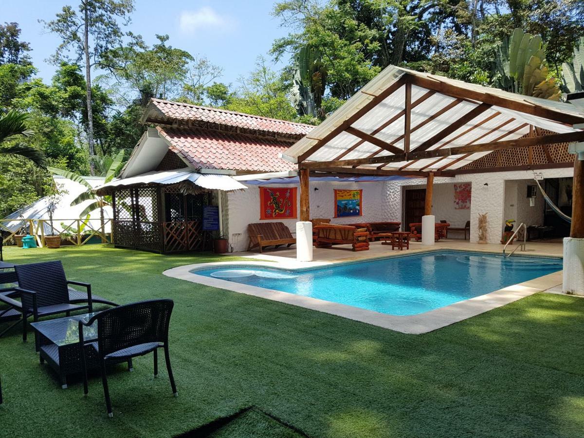 Hotel Bugabutik Puerto Viejo de Talamanca エクステリア 写真